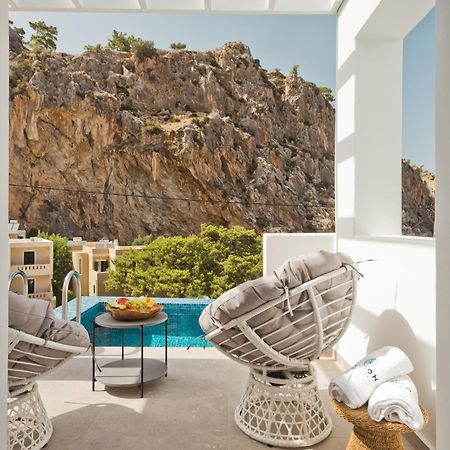 Enilion Luxury Suites Kyra Panagia Bagian luar foto