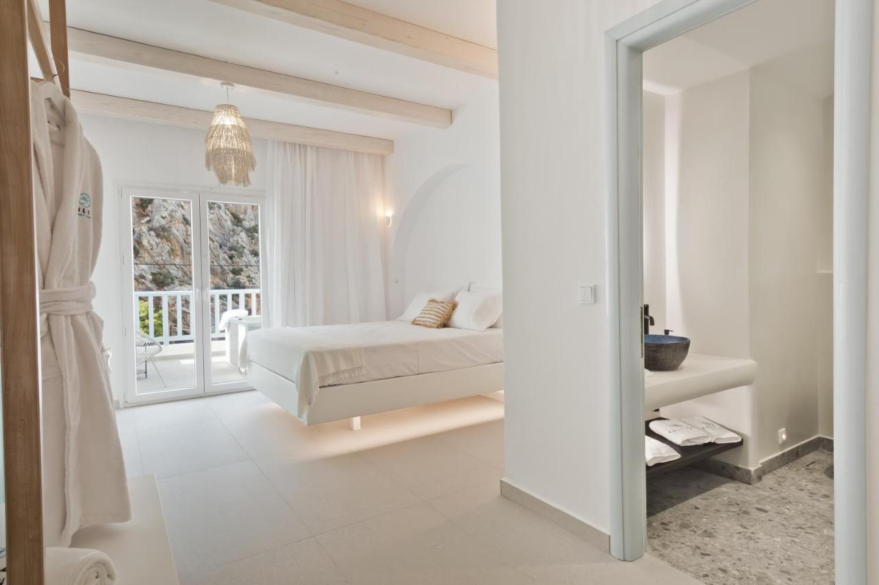 Enilion Luxury Suites Kyra Panagia Bagian luar foto