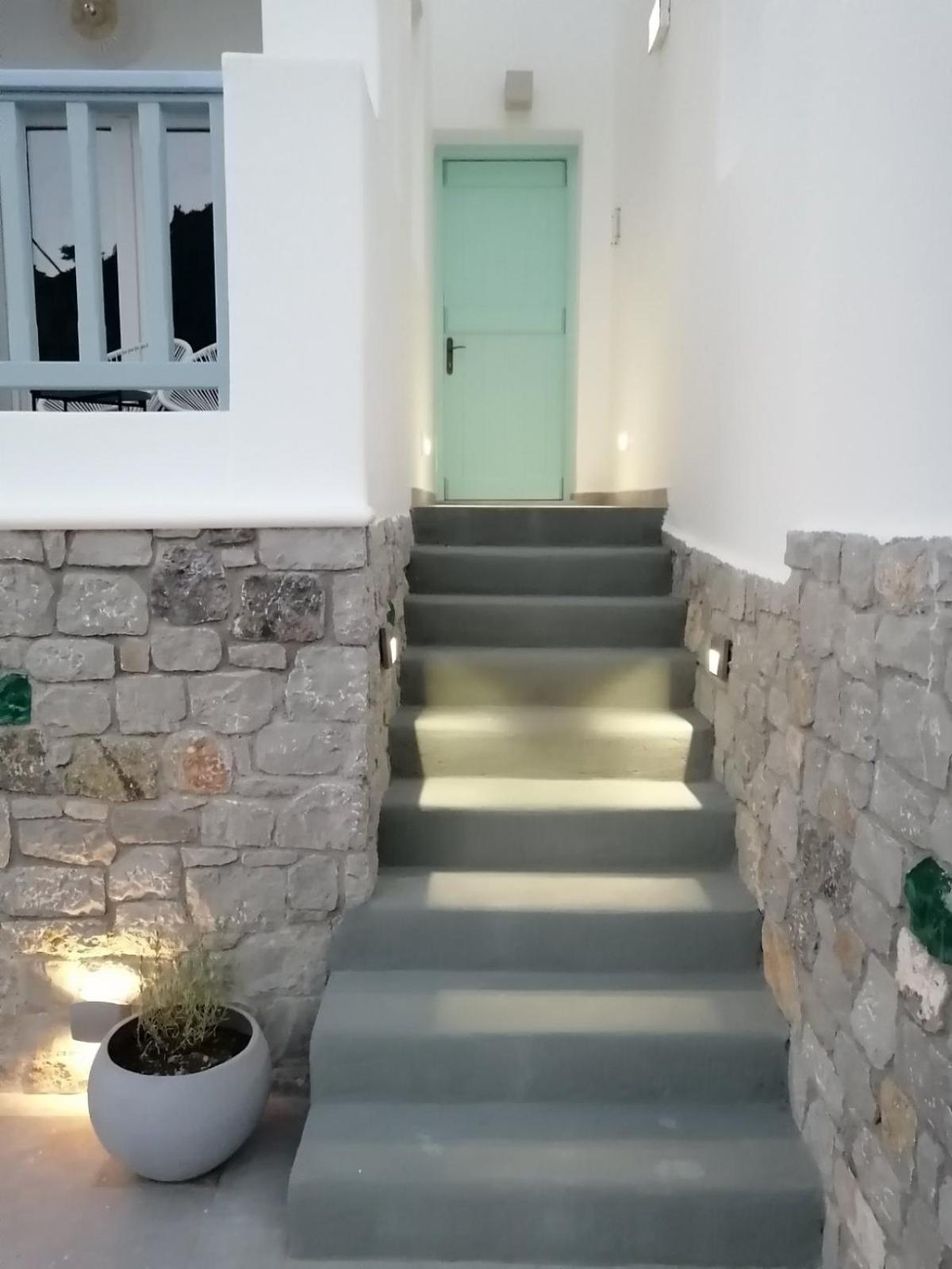 Enilion Luxury Suites Kyra Panagia Bagian luar foto