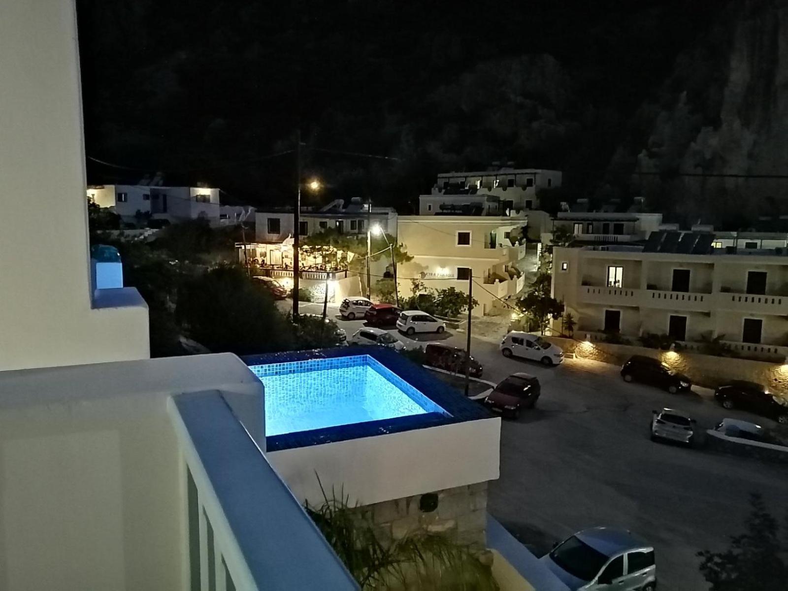 Enilion Luxury Suites Kyra Panagia Bagian luar foto