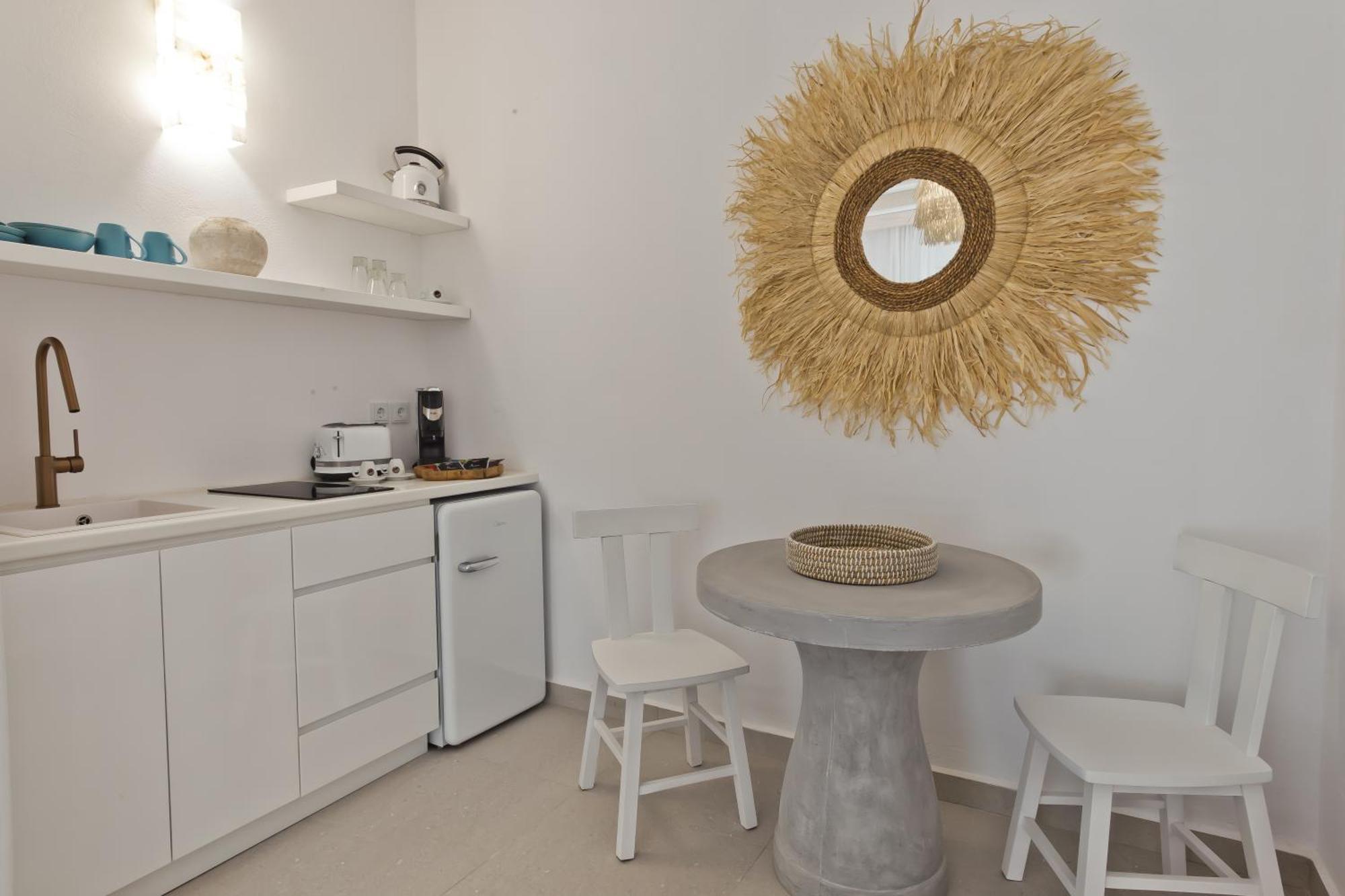 Enilion Luxury Suites Kyra Panagia Bagian luar foto