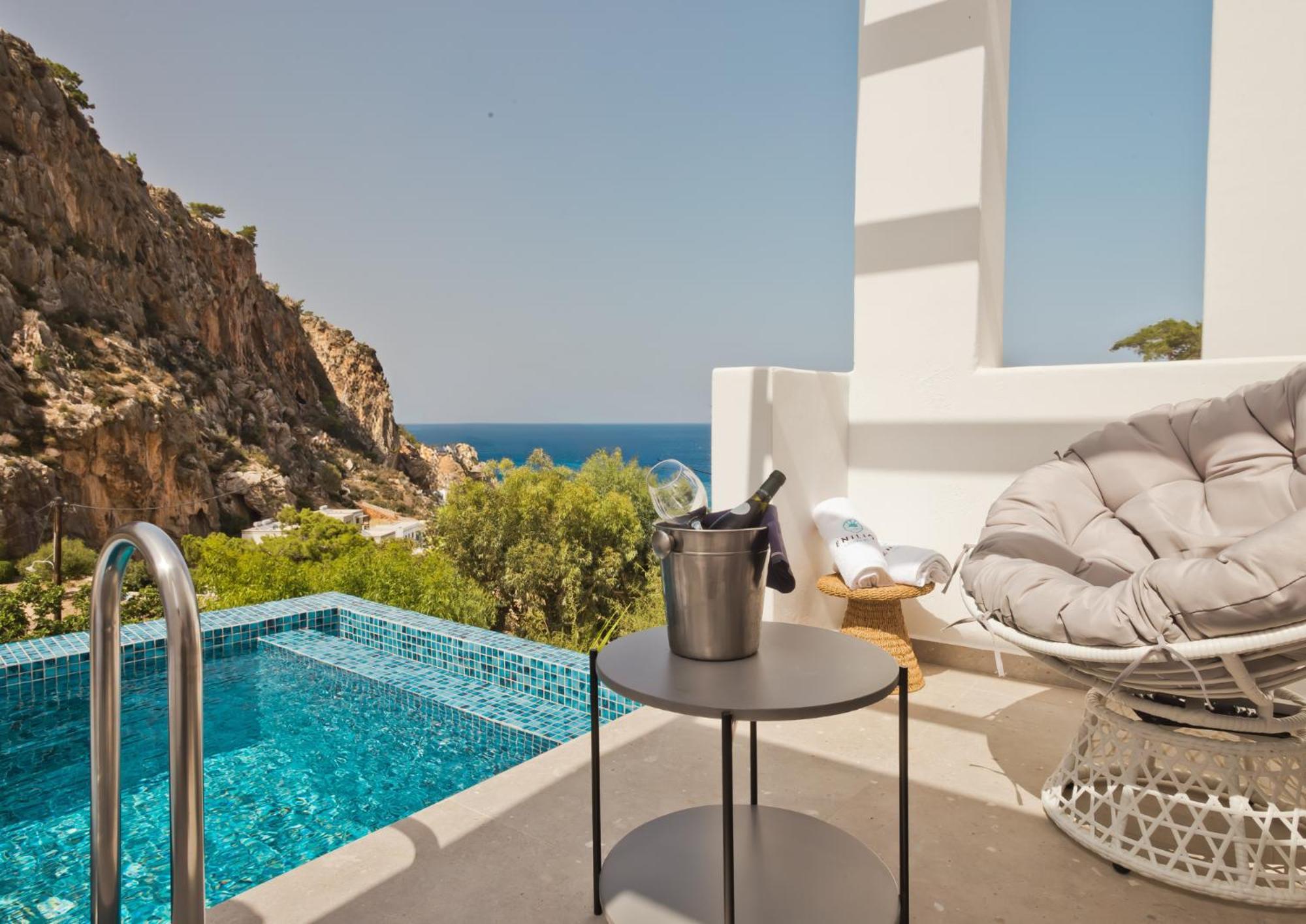 Enilion Luxury Suites Kyra Panagia Bagian luar foto